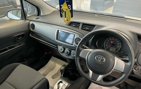 Toyota Vitz, 2013 год, 899 000 рублей, 11 фотография
