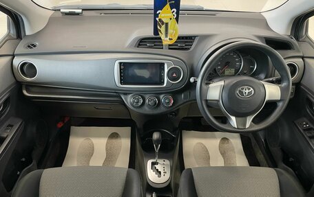 Toyota Vitz, 2013 год, 899 000 рублей, 16 фотография