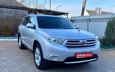 Toyota Highlander III, 2011 год, 1 870 000 рублей, 1 фотография