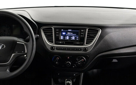 Hyundai Solaris II рестайлинг, 2022 год, 1 690 000 рублей, 14 фотография