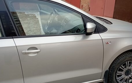 Volkswagen Polo VI (EU Market), 2014 год, 1 300 000 рублей, 3 фотография