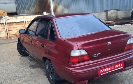 Daewoo Nexia I рестайлинг, 1999 год, 130 000 рублей, 7 фотография