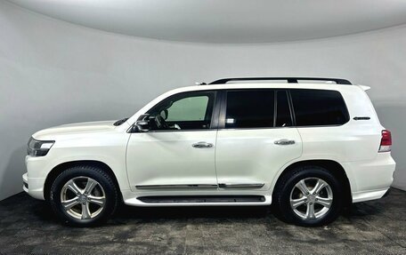 Toyota Land Cruiser 200, 2017 год, 8 600 000 рублей, 8 фотография