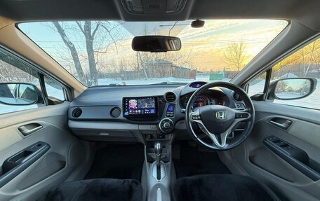Honda Insight II рестайлинг, 2009 год, 940 000 рублей, 13 фотография
