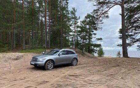 Infiniti FX I, 2004 год, 850 000 рублей, 4 фотография