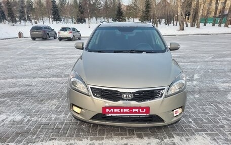 KIA cee'd I рестайлинг, 2010 год, 780 000 рублей, 4 фотография