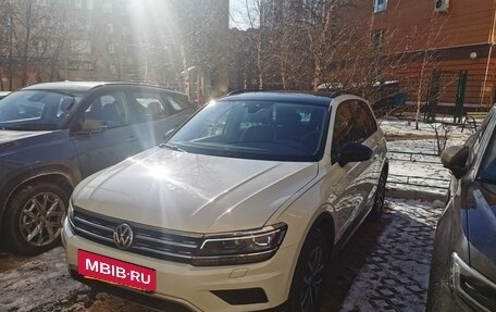 Volkswagen Tiguan II, 2020 год, 3 020 000 рублей, 4 фотография