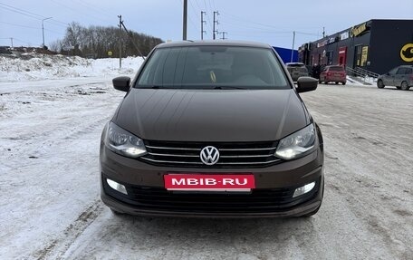 Volkswagen Polo VI (EU Market), 2015 год, 1 100 000 рублей, 1 фотография