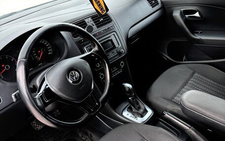 Volkswagen Polo VI (EU Market), 2015 год, 1 100 000 рублей, 12 фотография