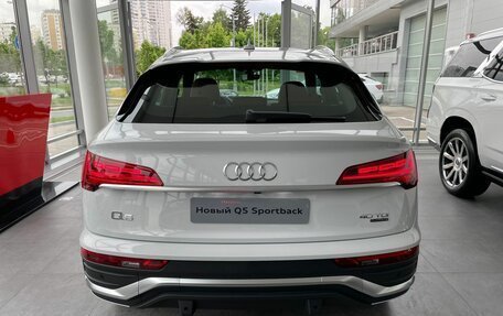 Audi Q5, 2022 год, 9 400 000 рублей, 5 фотография