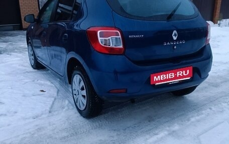 Renault Sandero II рестайлинг, 2015 год, 660 000 рублей, 5 фотография