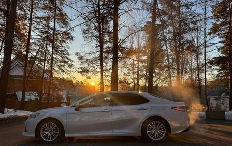 Toyota Camry, 2019 год, 3 450 000 рублей, 12 фотография