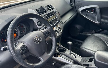 Toyota RAV4, 2011 год, 1 820 000 рублей, 8 фотография