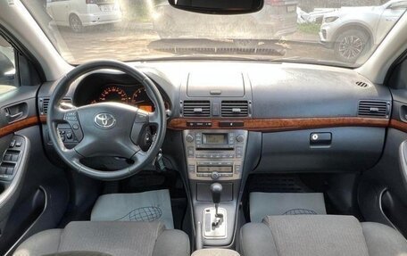 Toyota Avensis III рестайлинг, 2007 год, 1 500 000 рублей, 21 фотография