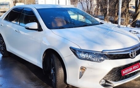 Toyota Camry, 2018 год, 2 570 000 рублей, 2 фотография