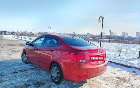 Hyundai Solaris II рестайлинг, 2015 год, 995 000 рублей, 5 фотография