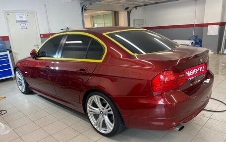 BMW 3 серия, 2011 год, 1 750 000 рублей, 3 фотография