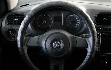 Volkswagen Polo VI (EU Market), 2014 год, 1 049 000 рублей, 14 фотография