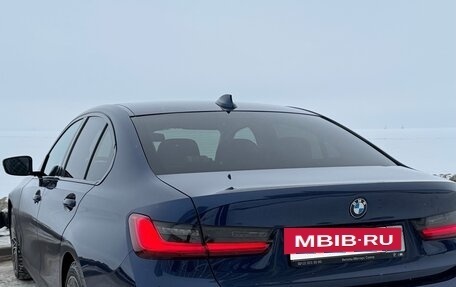 BMW 3 серия, 2019 год, 3 780 000 рублей, 13 фотография