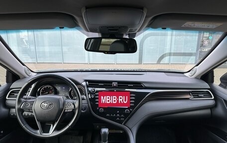 Toyota Camry, 2019 год, 2 990 000 рублей, 12 фотография