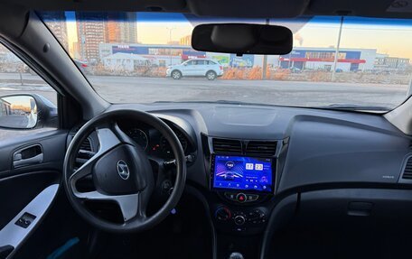 Hyundai Solaris II рестайлинг, 2013 год, 550 000 рублей, 16 фотография