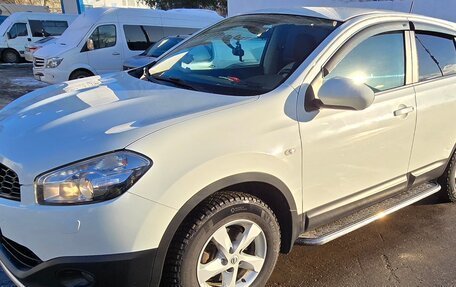 Nissan Qashqai, 2010 год, 1 390 000 рублей, 2 фотография