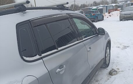 Volkswagen Tiguan I, 2010 год, 900 000 рублей, 4 фотография