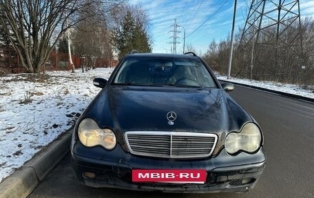 Mercedes-Benz C-Класс, 2001 год, 305 000 рублей, 2 фотография