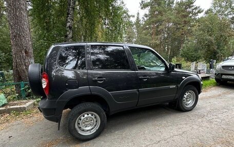 Chevrolet Niva I рестайлинг, 2017 год, 800 000 рублей, 1 фотография