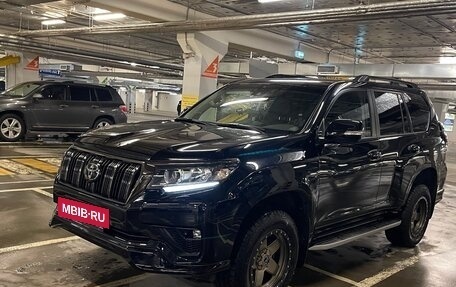 Toyota Land Cruiser Prado 150 рестайлинг 2, 2023 год, 8 250 000 рублей, 12 фотография