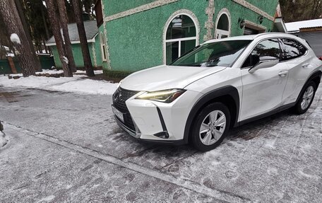 Lexus UX I, 2019 год, 3 200 000 рублей, 1 фотография