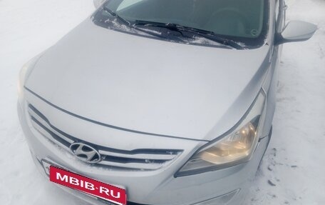 Hyundai Solaris II рестайлинг, 2012 год, 500 000 рублей, 1 фотография