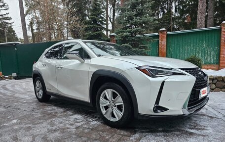 Lexus UX I, 2019 год, 3 200 000 рублей, 26 фотография