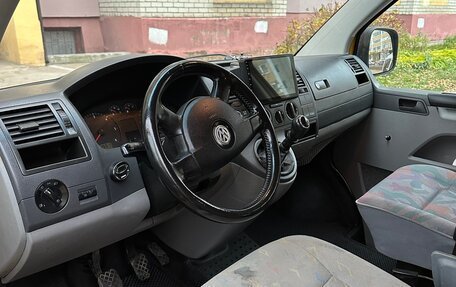 Volkswagen Transporter T5 рестайлинг, 2007 год, 1 111 111 рублей, 6 фотография