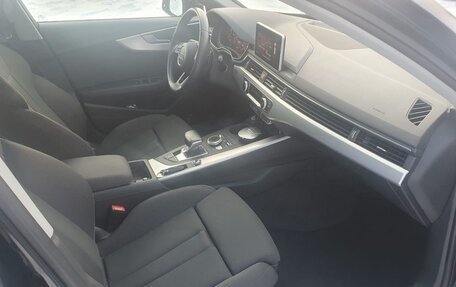 Audi A4, 2018 год, 2 350 000 рублей, 18 фотография