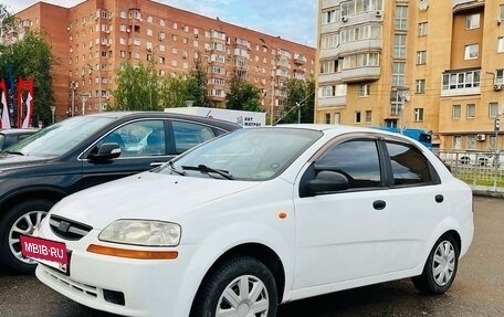 Chevrolet Aveo III, 2004 год, 330 000 рублей, 2 фотография