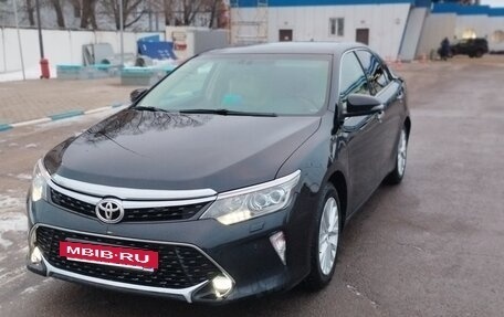 Toyota Camry, 2017 год, 2 200 000 рублей, 2 фотография