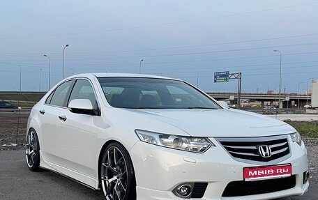 Honda Accord VIII рестайлинг, 2012 год, 1 750 000 рублей, 1 фотография