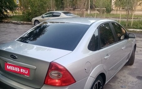 Ford Focus II рестайлинг, 2005 год, 499 999 рублей, 2 фотография