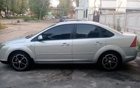 Ford Focus II рестайлинг, 2005 год, 499 999 рублей, 18 фотография