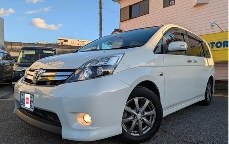 Toyota ISis I, 2012 год, 1 120 055 рублей, 1 фотография