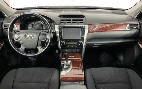 Toyota Camry, 2012 год, 1 645 000 рублей, 7 фотография