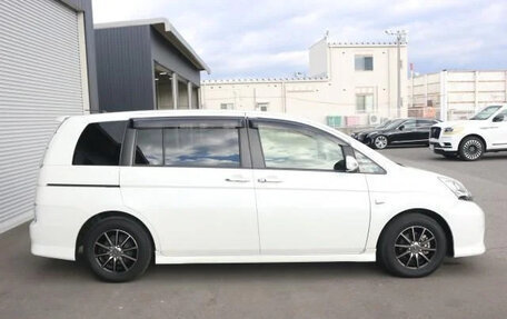 Toyota ISis I, 2012 год, 1 155 055 рублей, 6 фотография