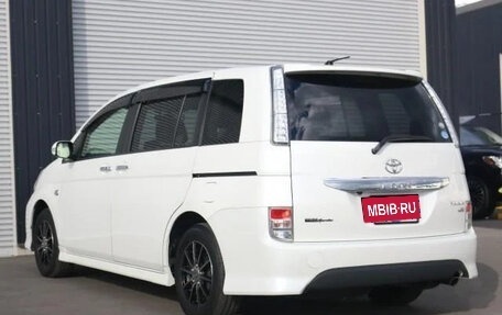 Toyota ISis I, 2012 год, 1 155 055 рублей, 3 фотография