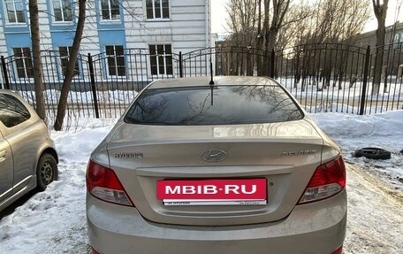 Hyundai Solaris II рестайлинг, 2011 год, 750 000 рублей, 5 фотография
