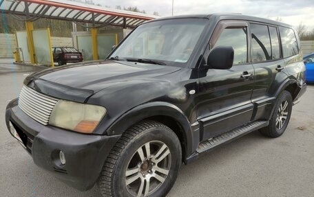 Mitsubishi Pajero III рестайлинг, 2002 год, 730 000 рублей, 1 фотография