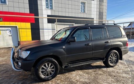 Toyota Land Cruiser 100 рестайлинг 2, 2004 год, 2 500 000 рублей, 5 фотография