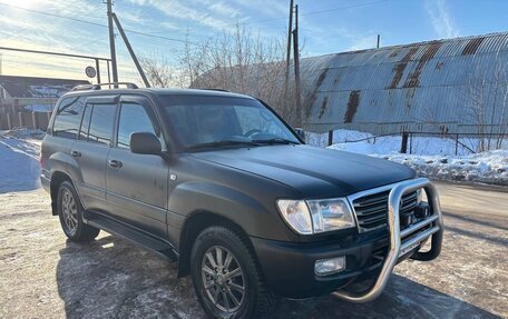 Toyota Land Cruiser 100 рестайлинг 2, 2004 год, 2 500 000 рублей, 4 фотография