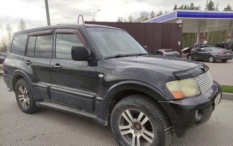 Mitsubishi Pajero III рестайлинг, 2002 год, 730 000 рублей, 2 фотография