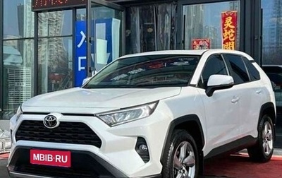 Toyota RAV4, 2021 год, 3 100 000 рублей, 1 фотография